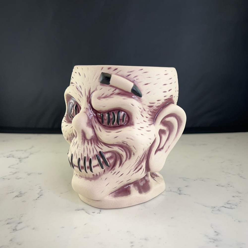 NEW Trader Sams Shrunken Zombie Head Ceramic Tiki Mug- 4th Edition